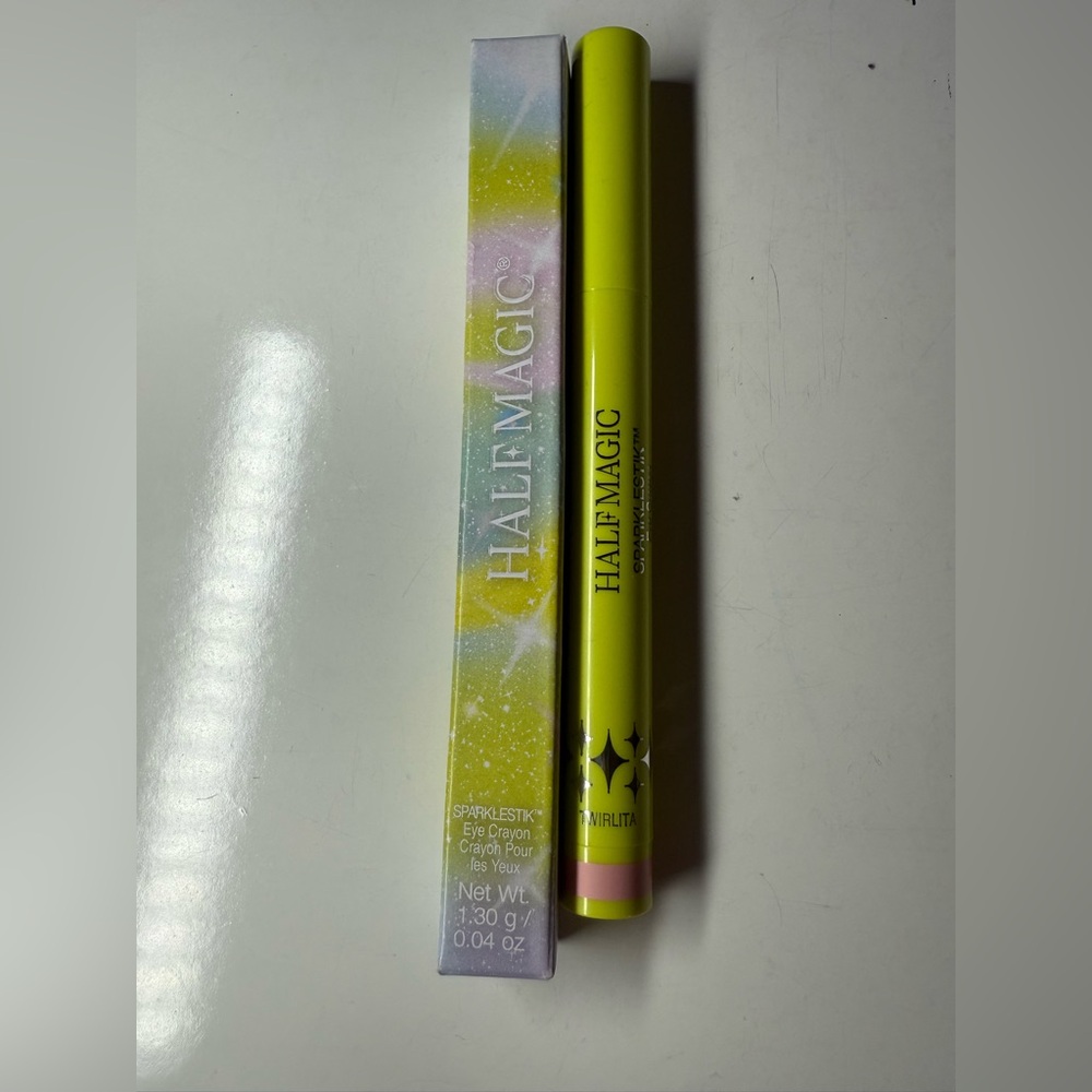 Half Magic Eye Crayon in Twirlita